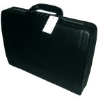 Дипломат кожзам 45*33см 13003-2