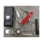 Victorinox Traveller-Set Набор нож 91мм 18предм красный+лин 40568-44+фонарик Maglite+чехол Vx18726