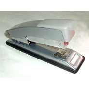 Степлер №24 EAGLE міцн. 12арк 207